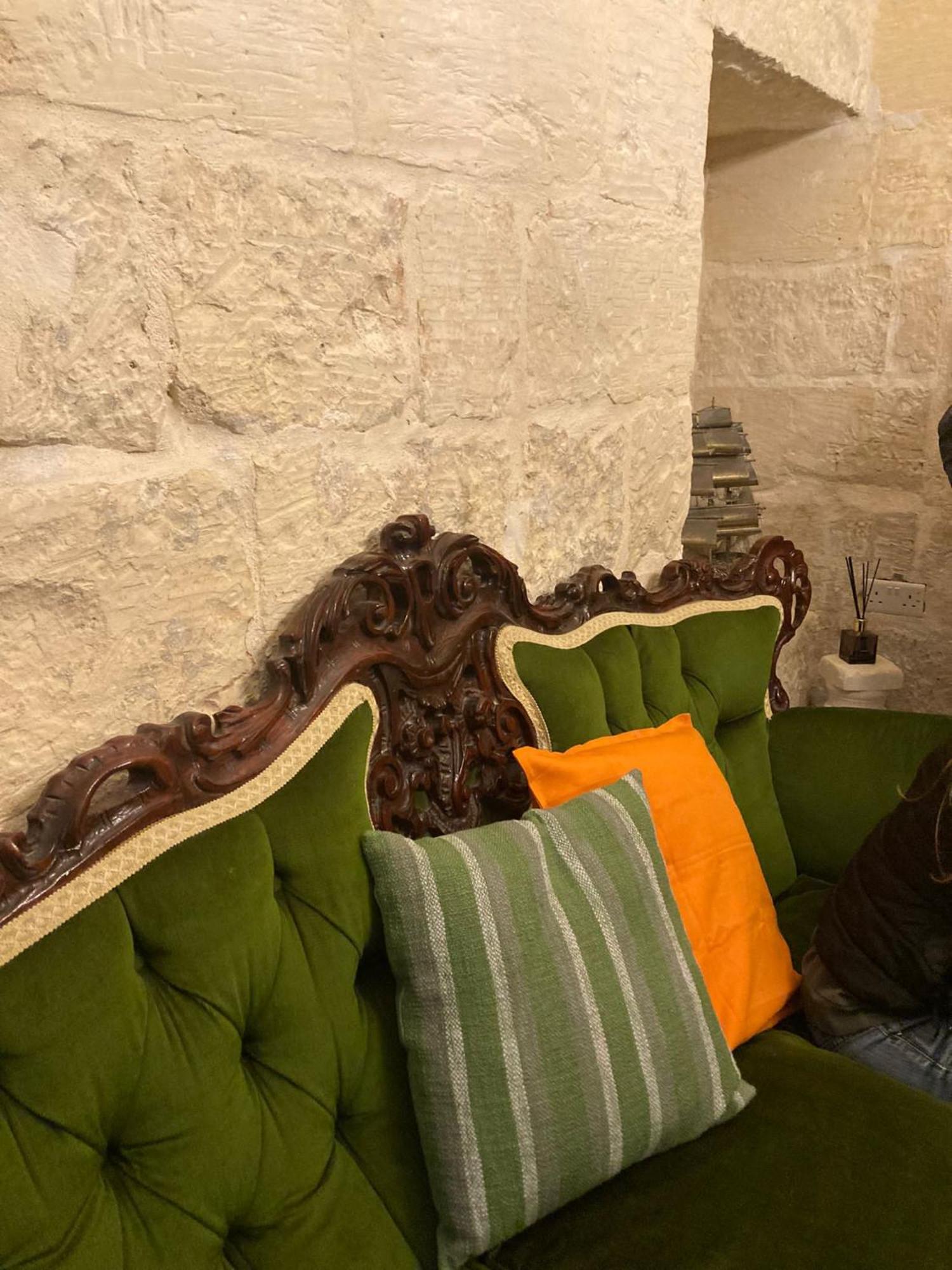 Appartamento Charming Central Townhouse In Sliema Steps From Promenade And Sliema Ferry Esterno foto