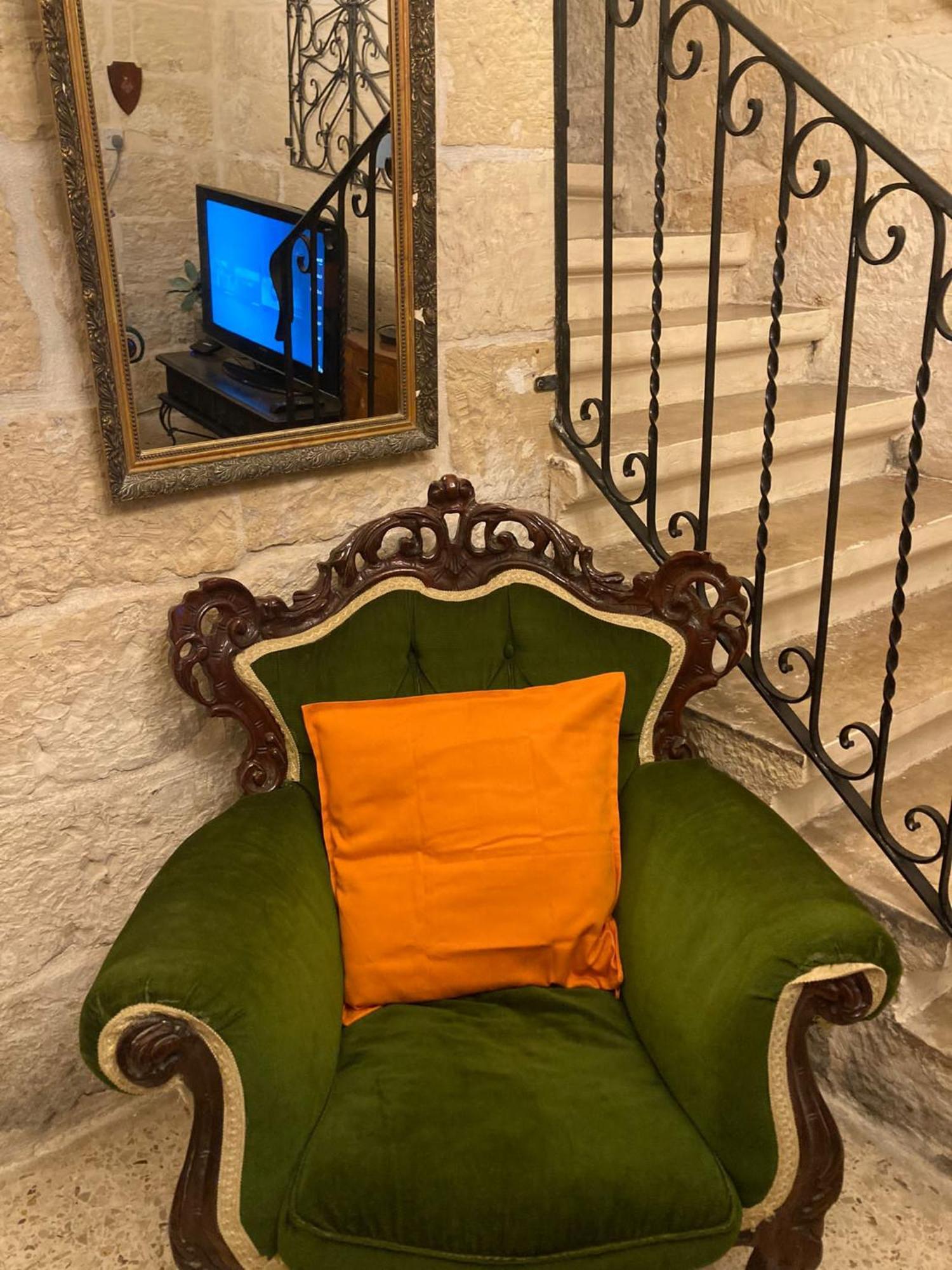Appartamento Charming Central Townhouse In Sliema Steps From Promenade And Sliema Ferry Esterno foto